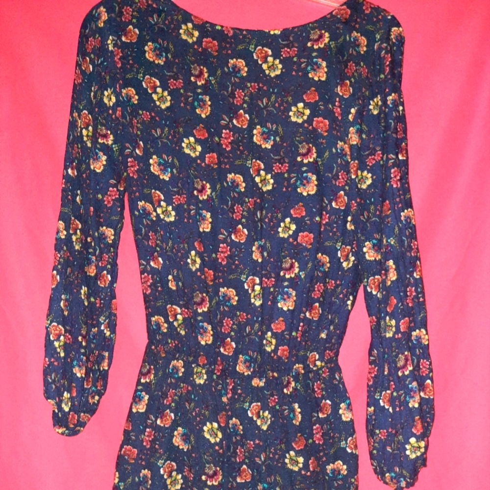 American Eagle Outfitters Floral Shorts Romper XS - Picture 3 of 7